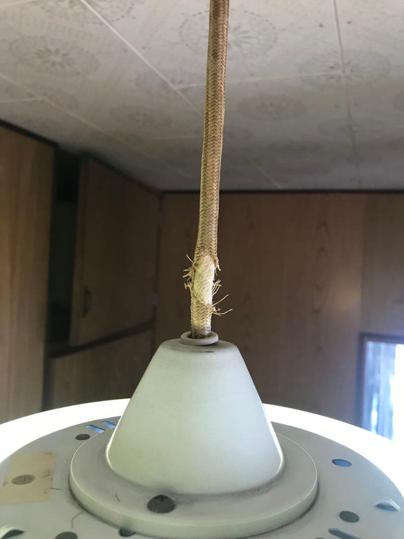 昭和レトロペンダントライト　蛍光灯　吊り下げ