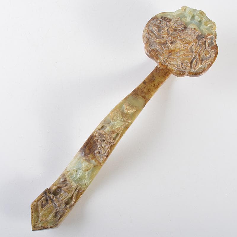 中国　玉石彫刻　人物刻　如意　D　R7205