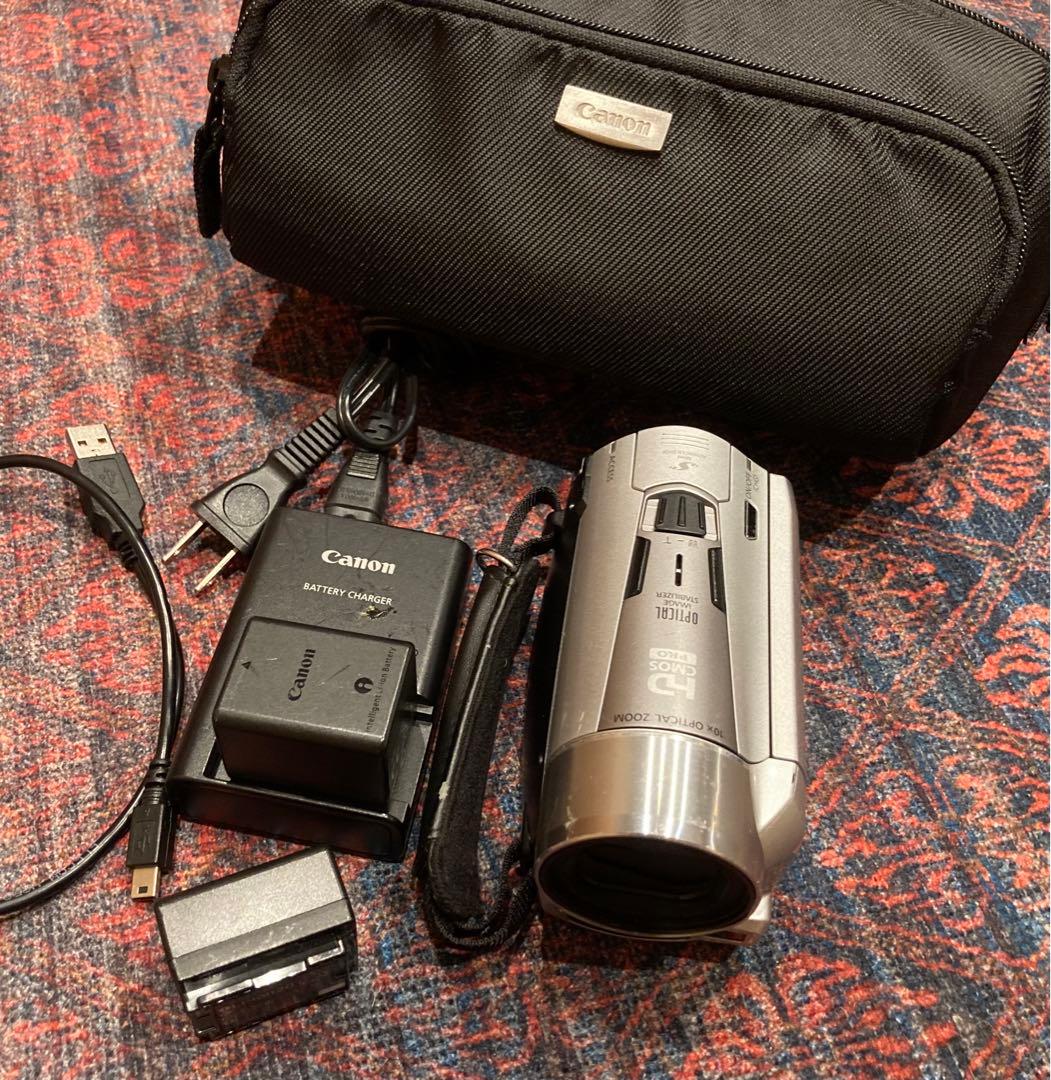 キャノン Canon iVIS HF M51 ビデオカメラ 付属品多数おまけ付！