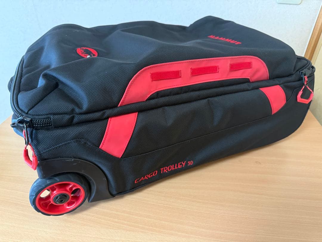 最終値下げ＜マムート＞ MAMMUT CARGO TROLLEY 30L
