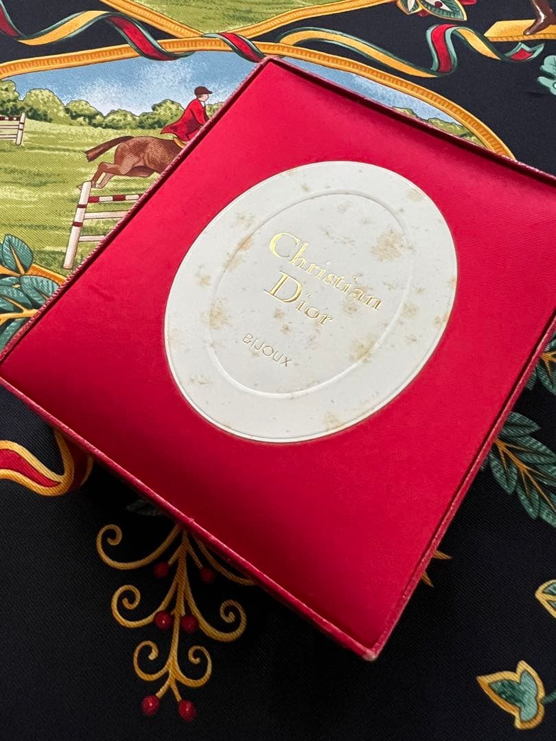 アンティーク☆クリスチャン　ディオール☆Dior☆パールデザイン　ブローチ