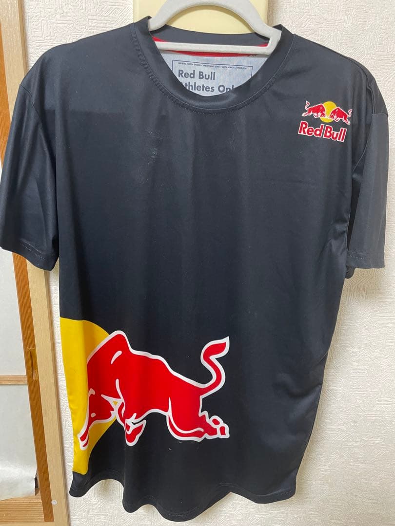 red bull athlete only 支給ウエア