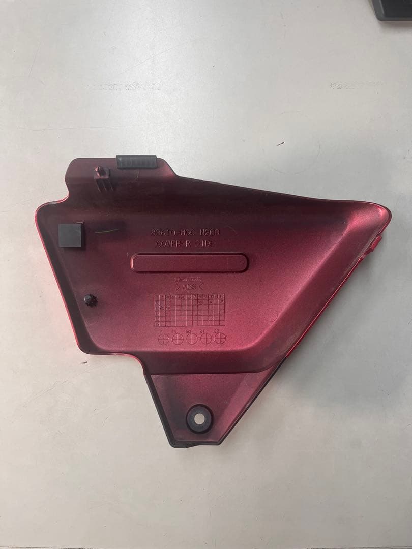 CB1100 EX タンク17ℓ　サイドカバー　セット