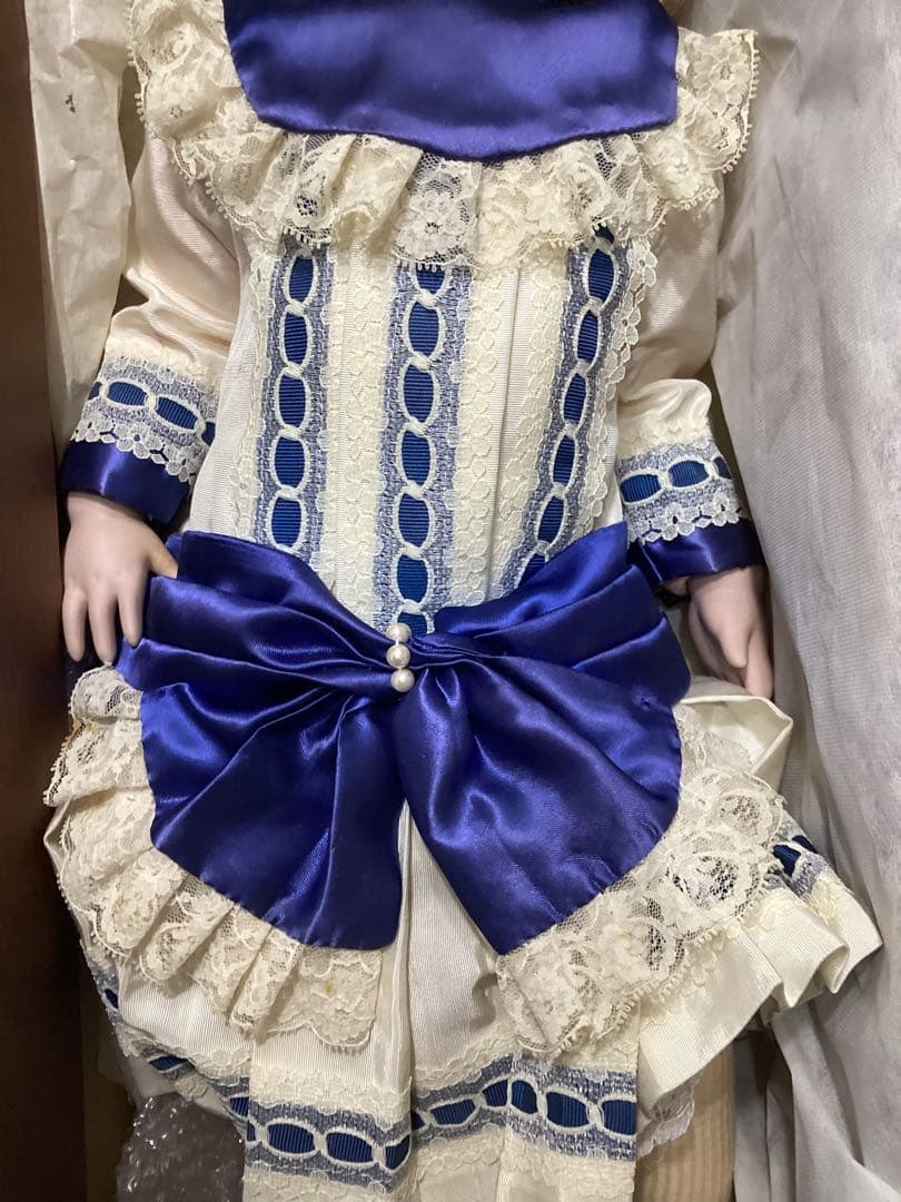 ビスクドール　スタイナー　アンティークドール　ヴァイオレットアイ　 青白ドレス