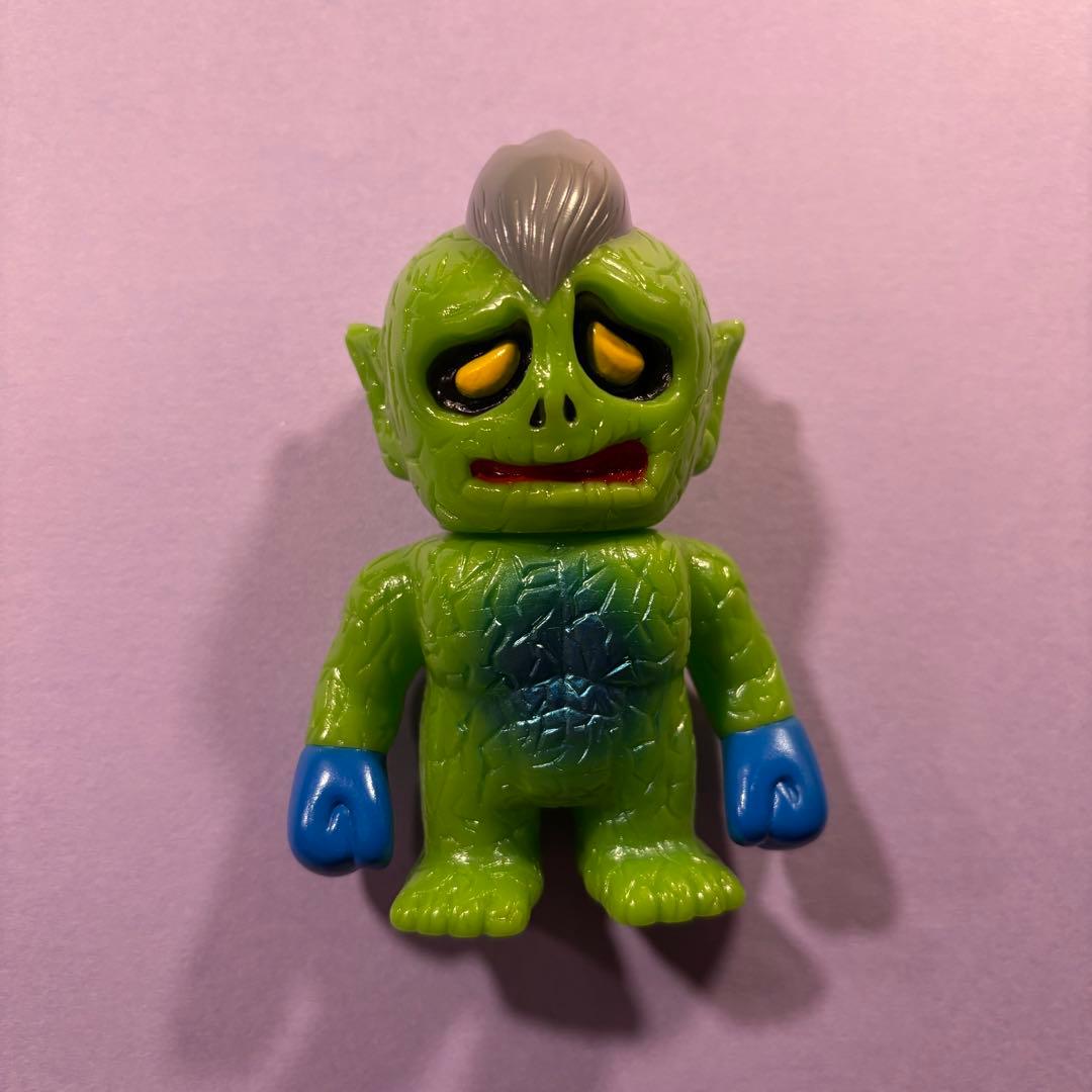 リアルヘッド　ソフビ　マミーグローブ　黄緑形成