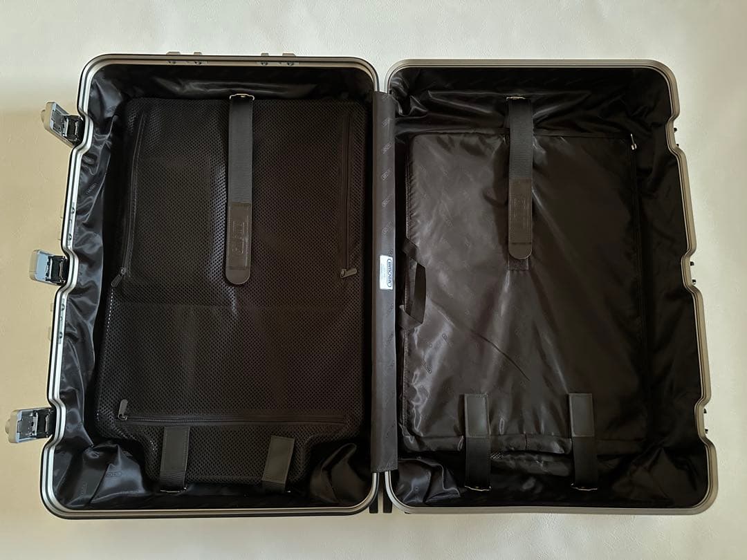 リモワ スーツケース トパーズ プレミアム シャンパンゴールド 63L