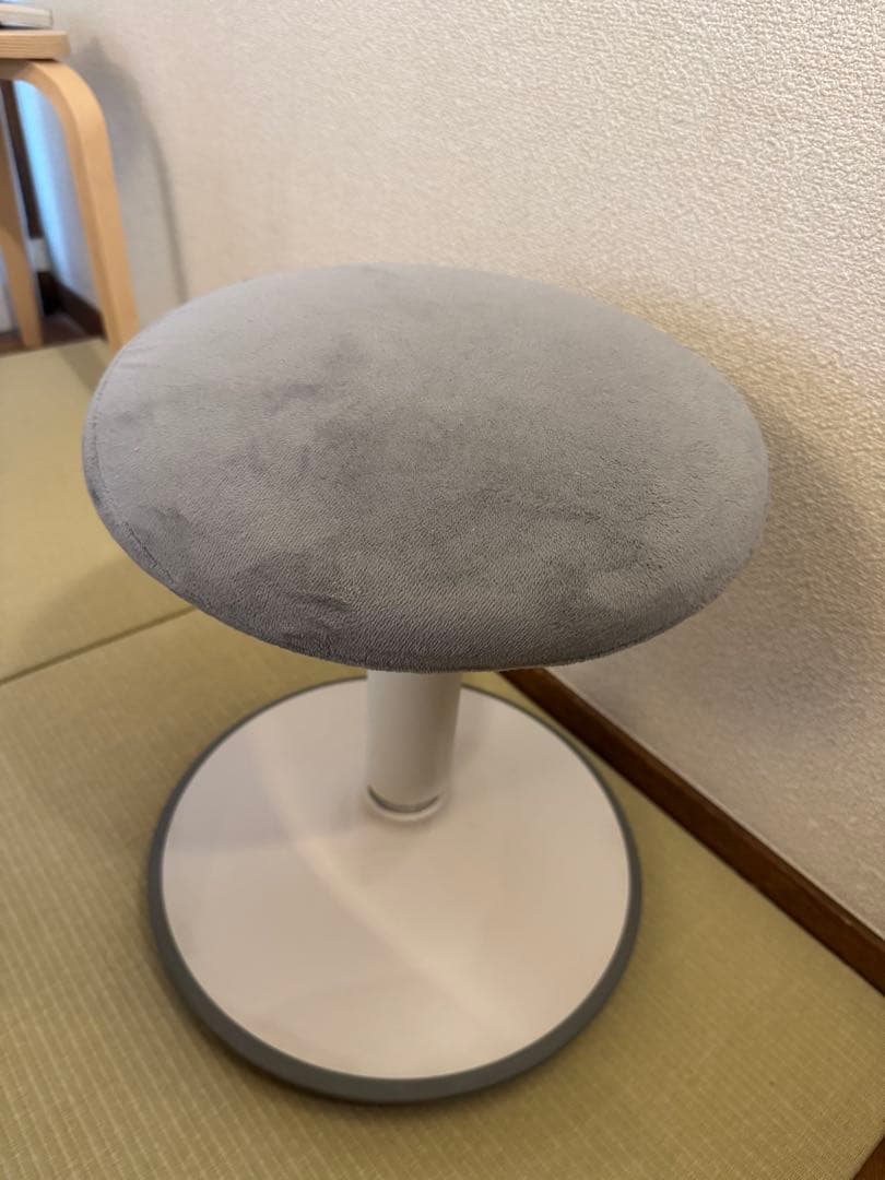 グラッチェア バランススツール ブラック 円形スツール 高さ調整可能 姿勢矯正