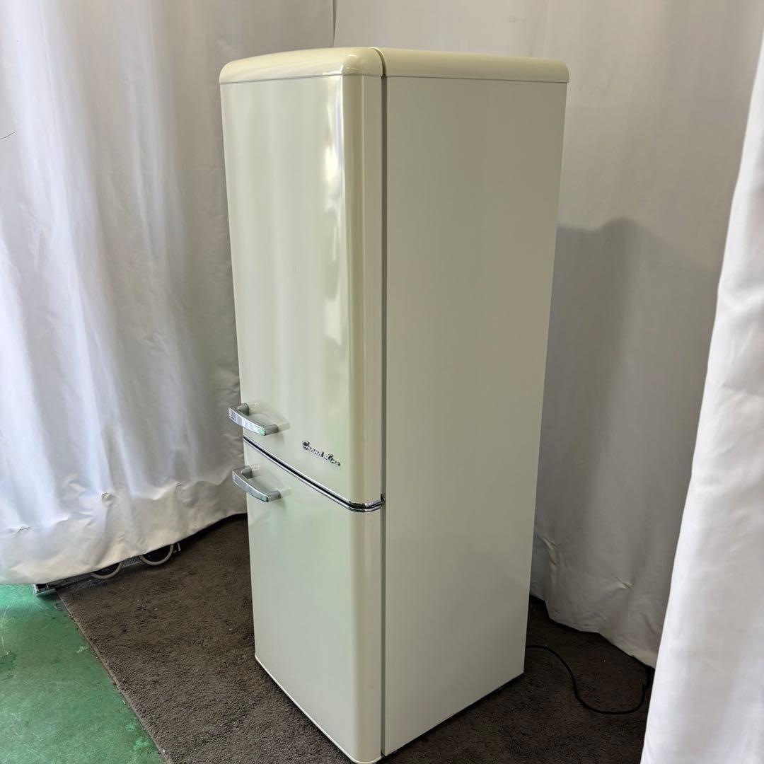 ★568　冷蔵庫　レトロ　可愛い　おしゃれ　設置無料　安い　最新　200㍑級