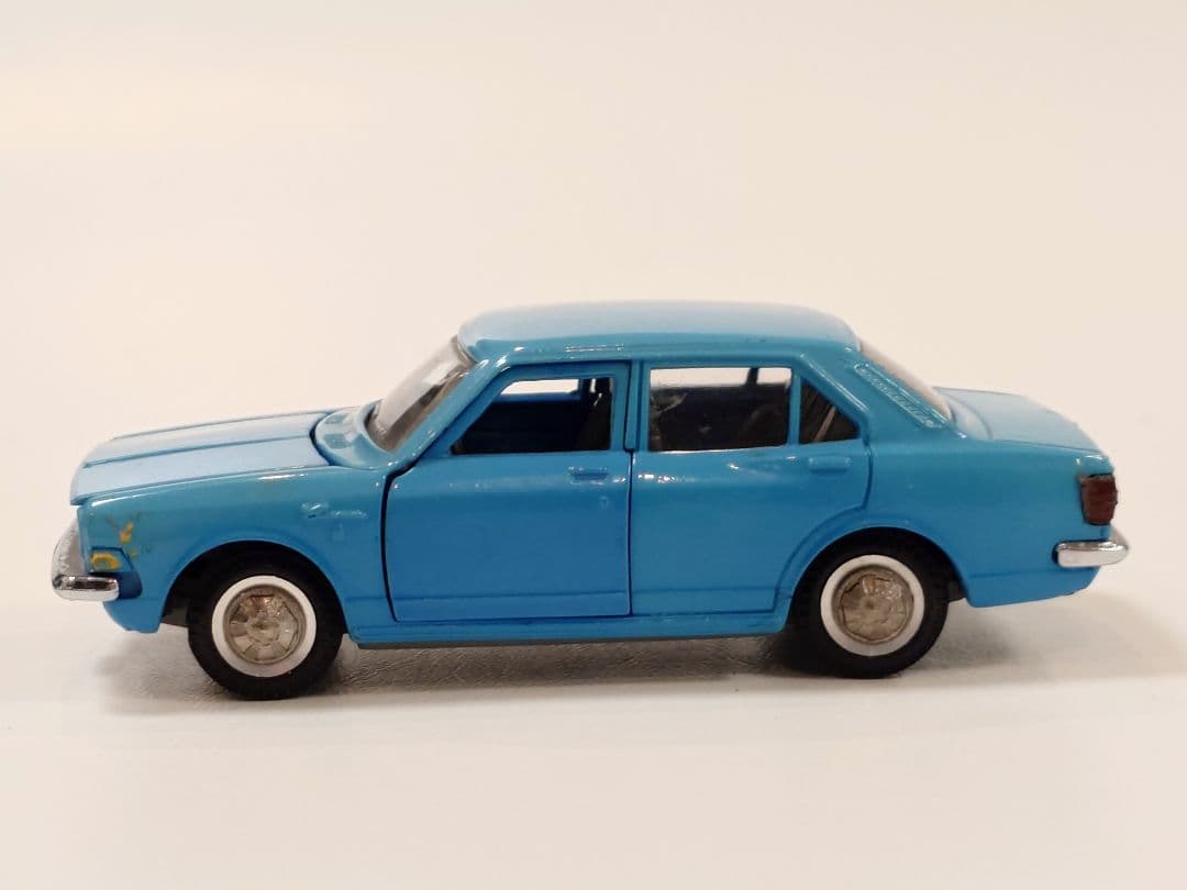 ダイヤペット No.215 CORONA 1700SL