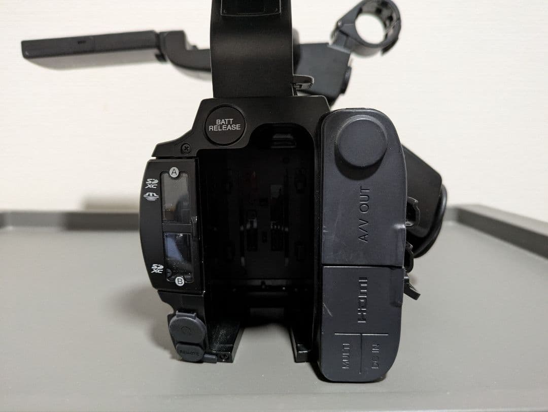 【値下げしました】SONY HXR-NX100【箱有・ズームリモコン・マイク付】