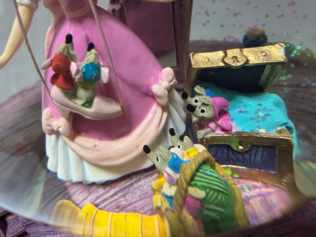 ディズニー シンデレラ オルゴール付き スノーグローブ