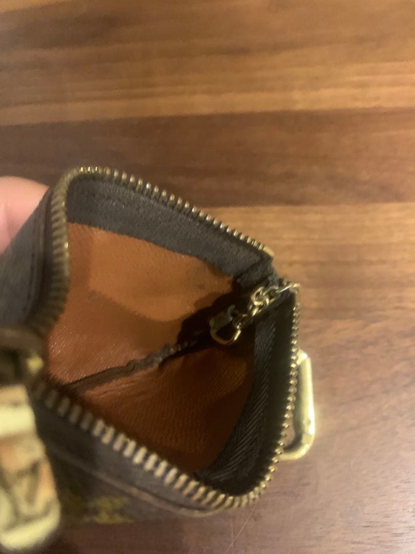 ヴィトン　モノグラム　ポシェットクレ　パース