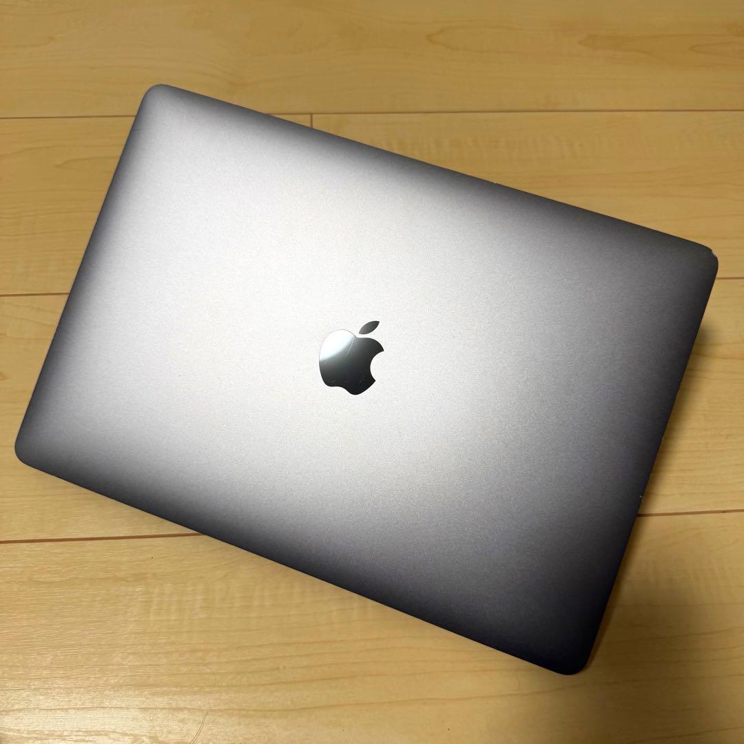 【日曜限り最大値下げ】【美品】MacBook Pro 2017 スペースグレイ