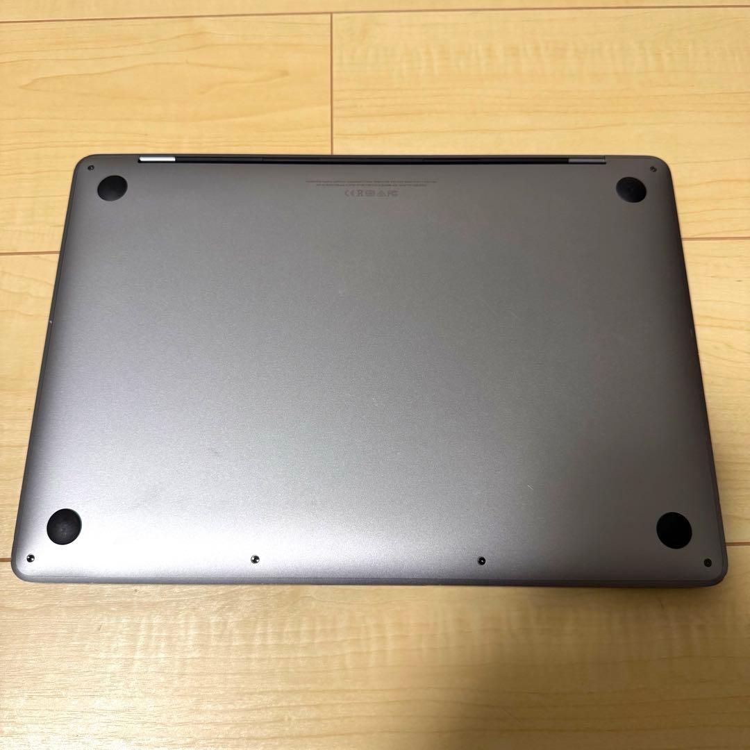 【日曜限り最大値下げ】【美品】MacBook Pro 2017 スペースグレイ