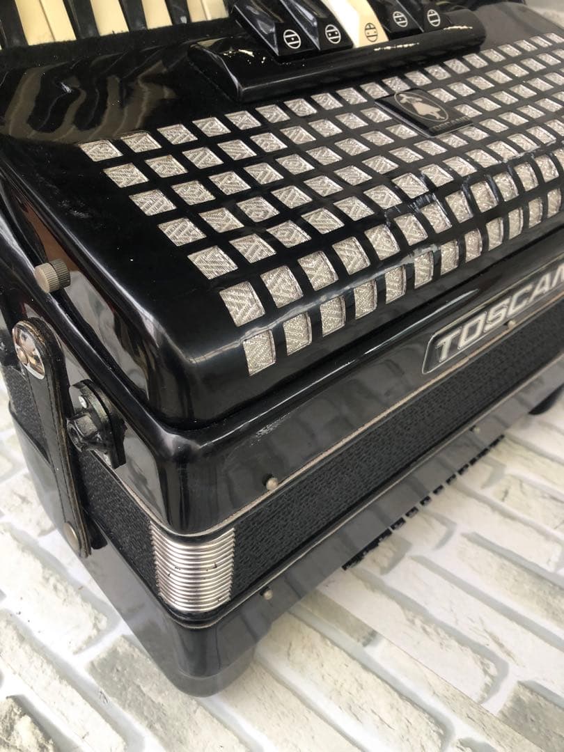 TOSCANO アコーディオン (A164)