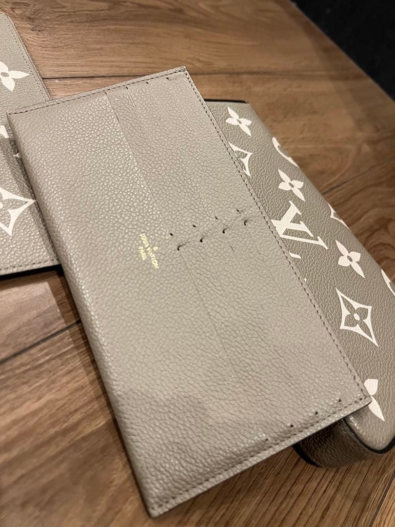 Louis Vuitton グレー モノグラム ショルダーバッグ