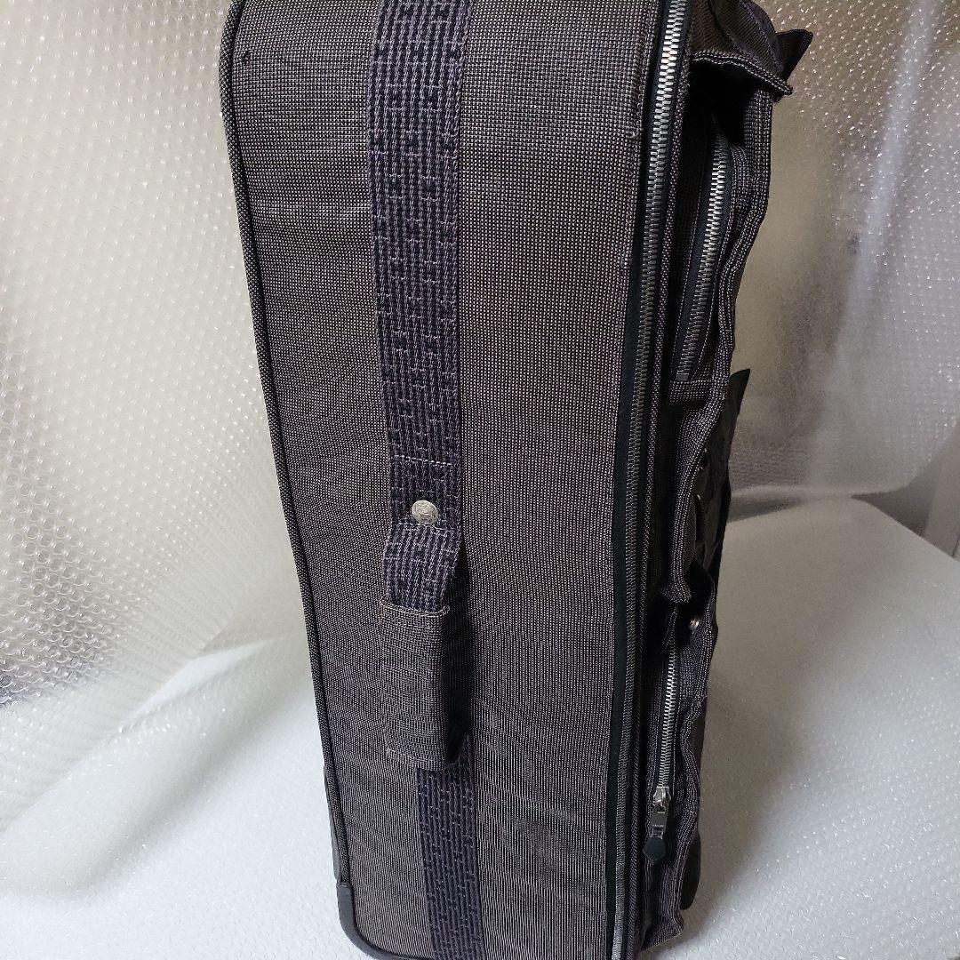 ダークグレー キャリーケース