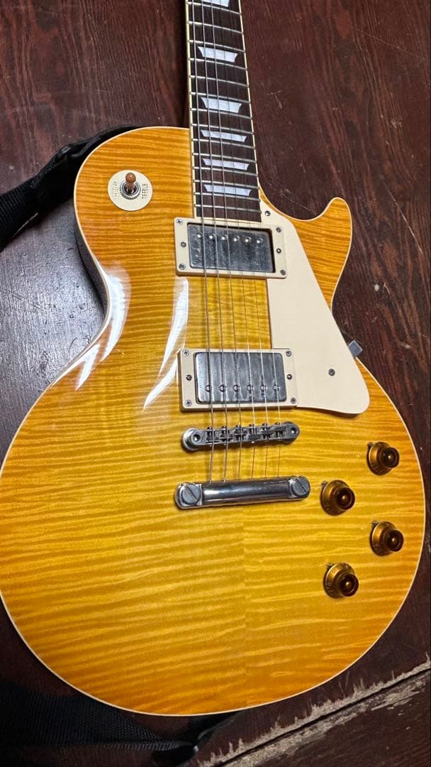 値下げ対応可　 Tokai LS148f Honey Burst