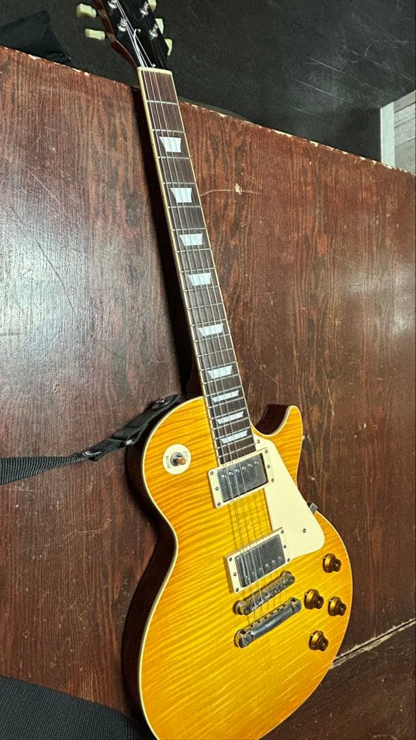 値下げ対応可　 Tokai LS148f Honey Burst