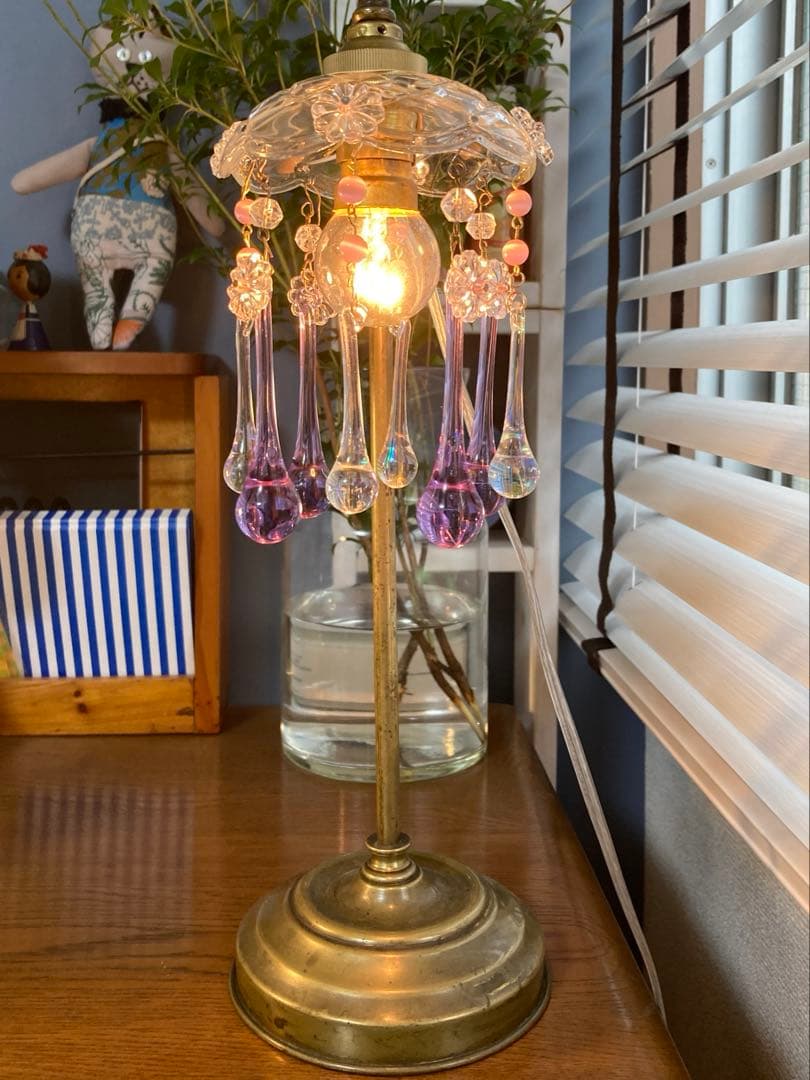 シャンデリア　1920年　フランス（紫と虹）アンティーク　オパールセント