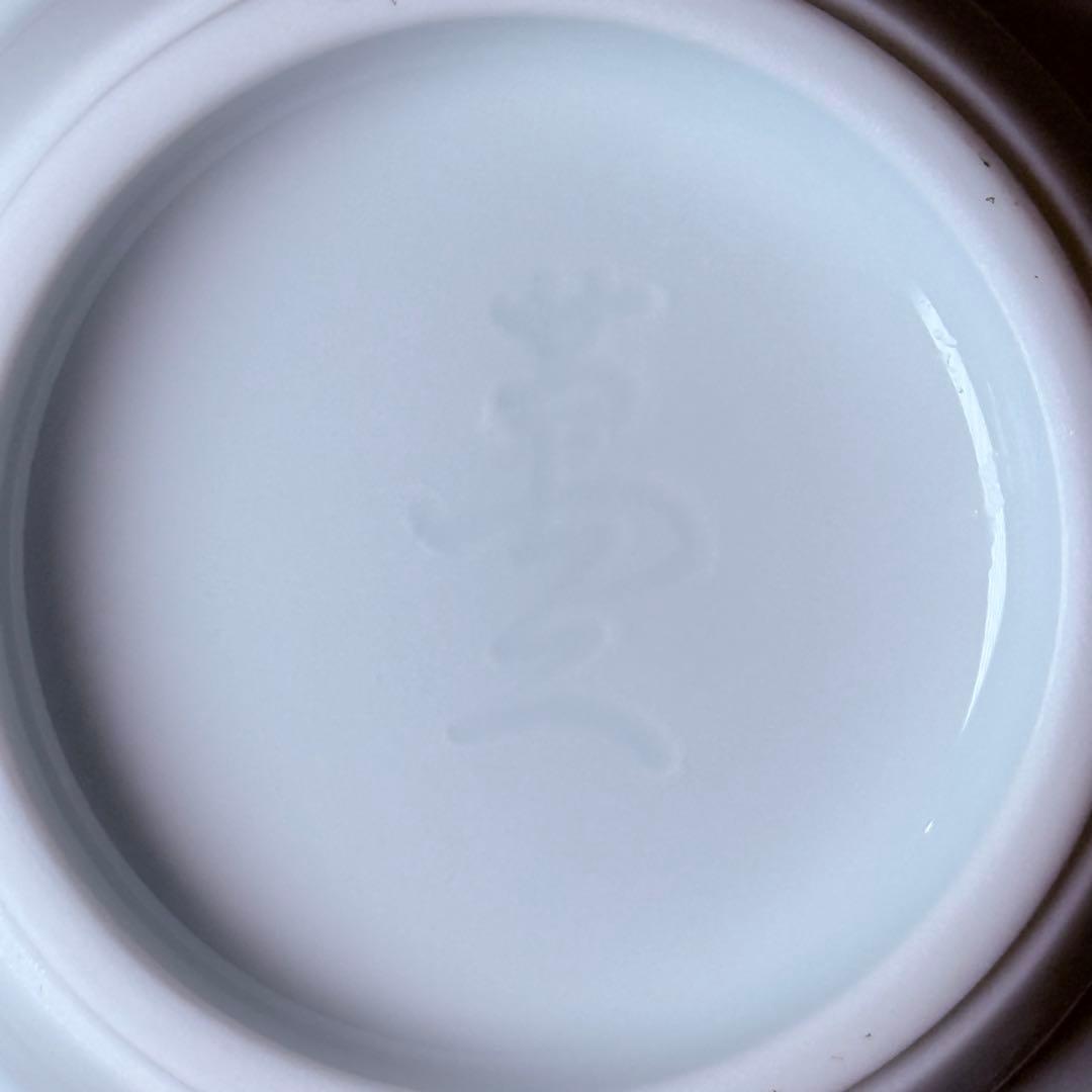 国重要無形文化財　井上萬二　作　白磁麦彫文様花瓶　究極の造形美　高さ26㎝