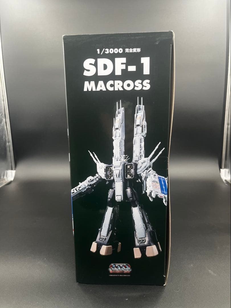 Macross マクロス1/3000 完全変形 SDF-1 新品、未開封品