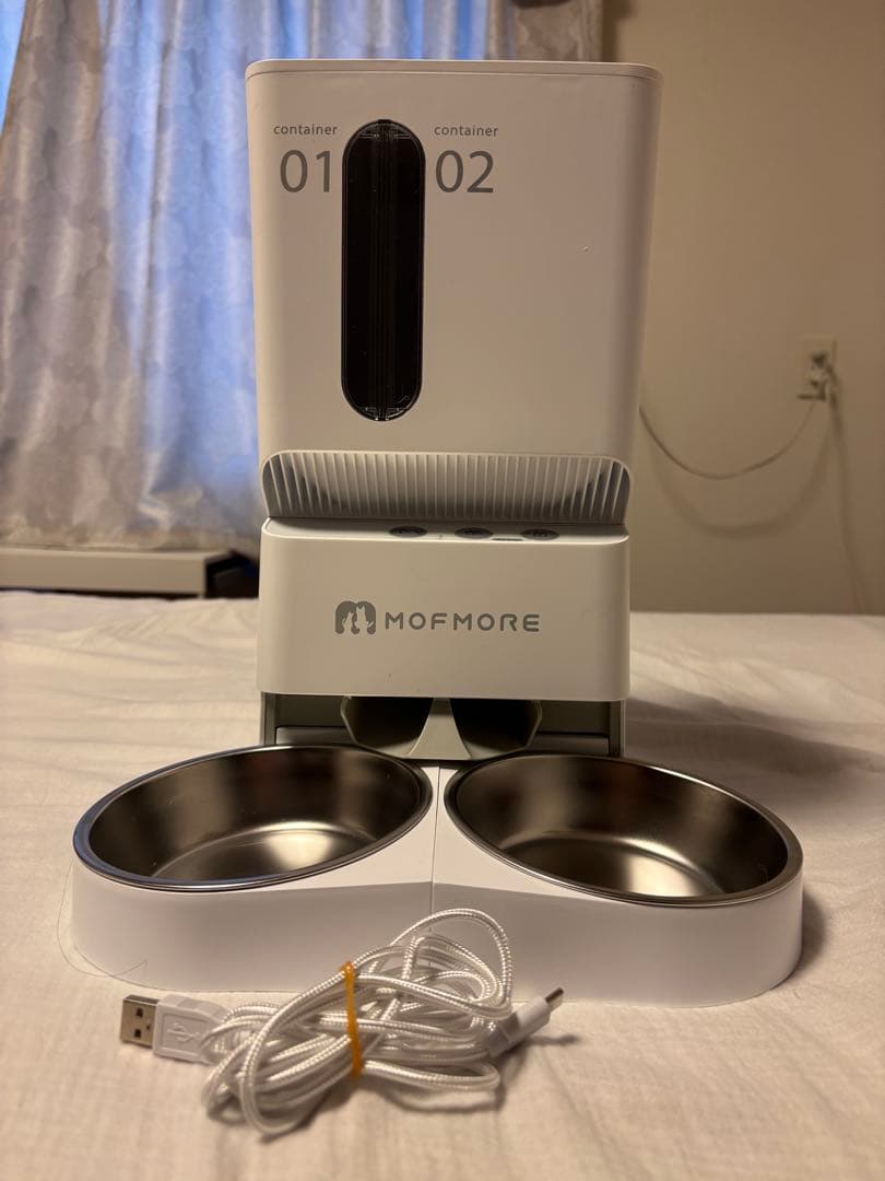 MOFMORE モフモア　2WAY給電　2種類のゴハンが出せる自動給餌器