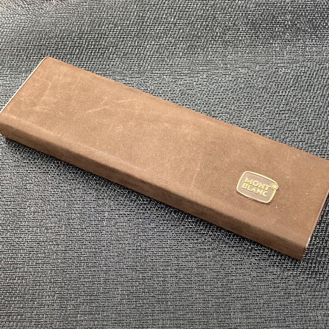 Montblanc モンブラン　万年筆 黒 専用ケース付き　146