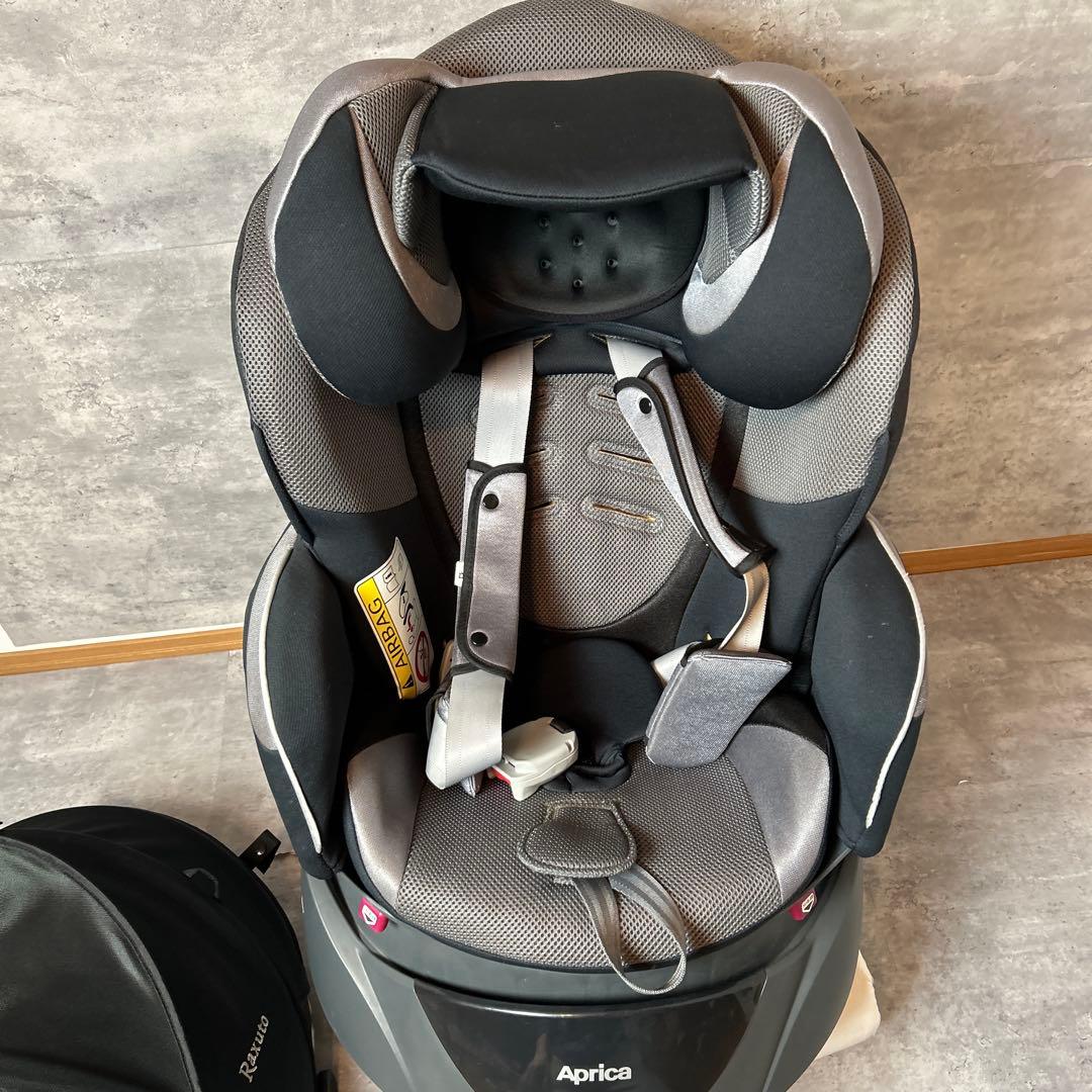 美品 Aprica フラディアラクート プレミアム チャイルドシート　シェード付