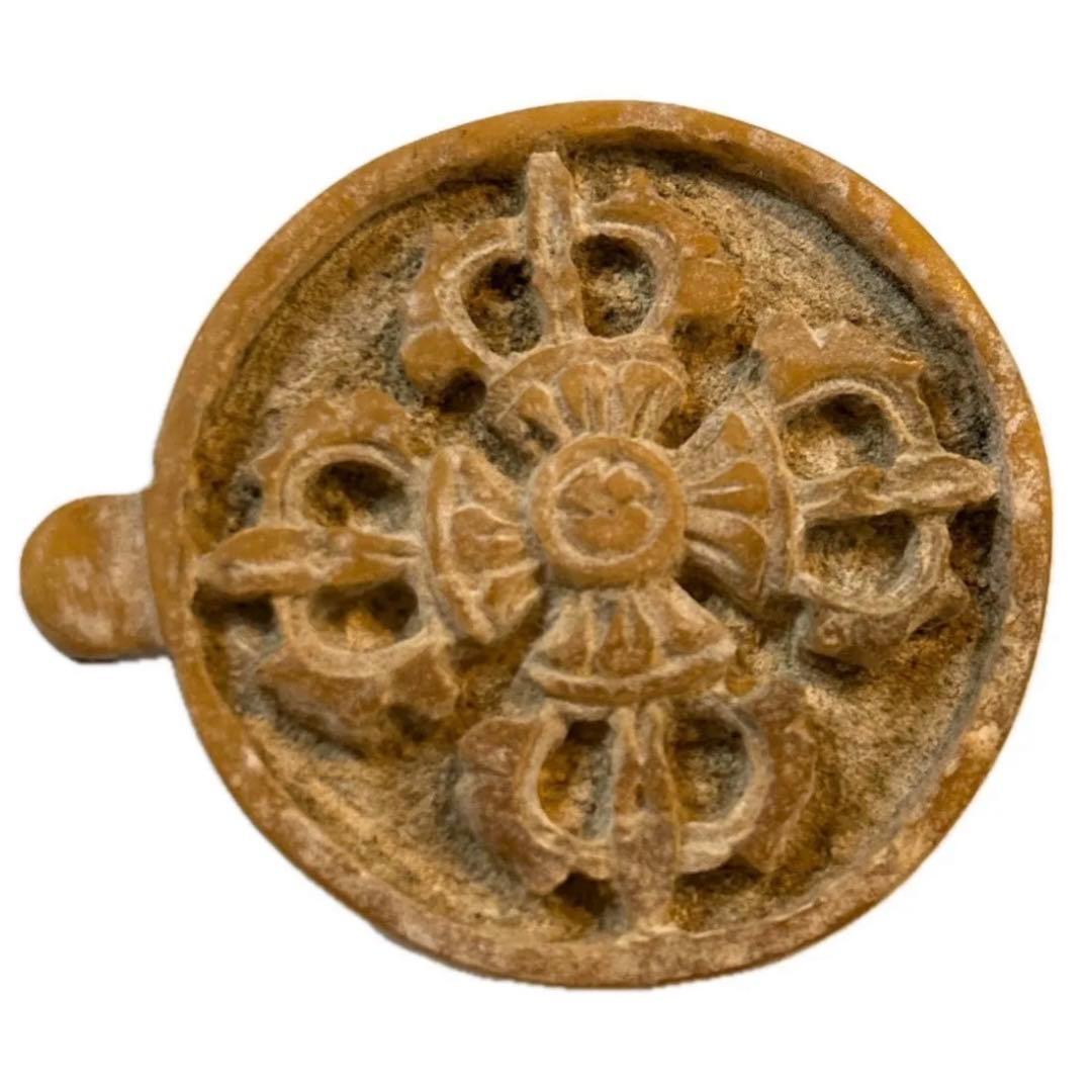 中国発掘物　美品　手彫り　彫刻　入手困難　置物　遺跡　遺物　装飾品　人工遺物