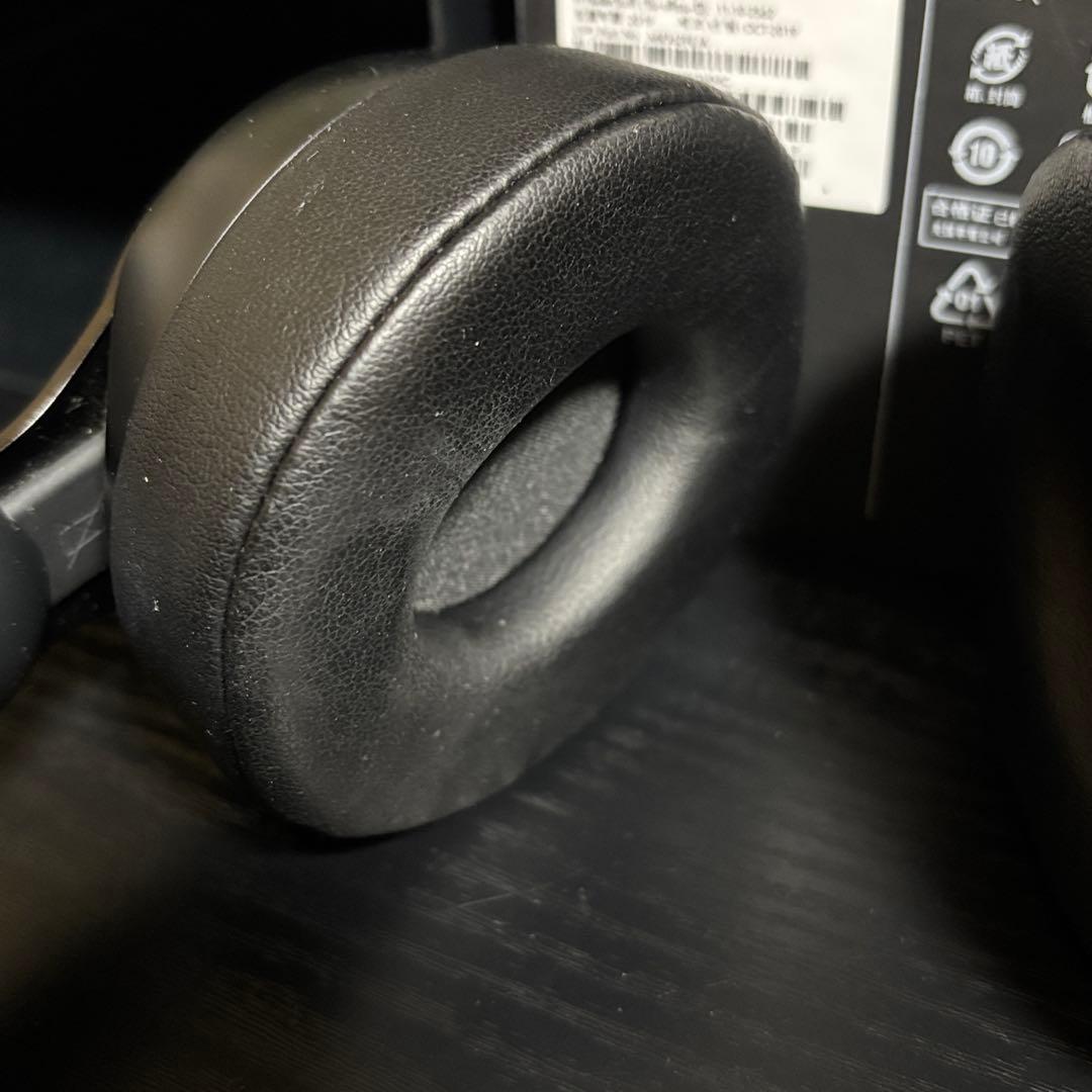 Beats solo pro ブラック ワイヤレスヘッドホン