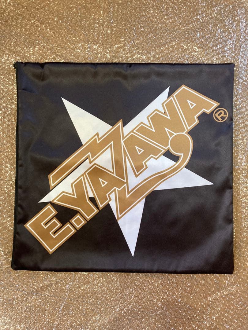 矢沢永吉　クッションカバー　ロゴマイク