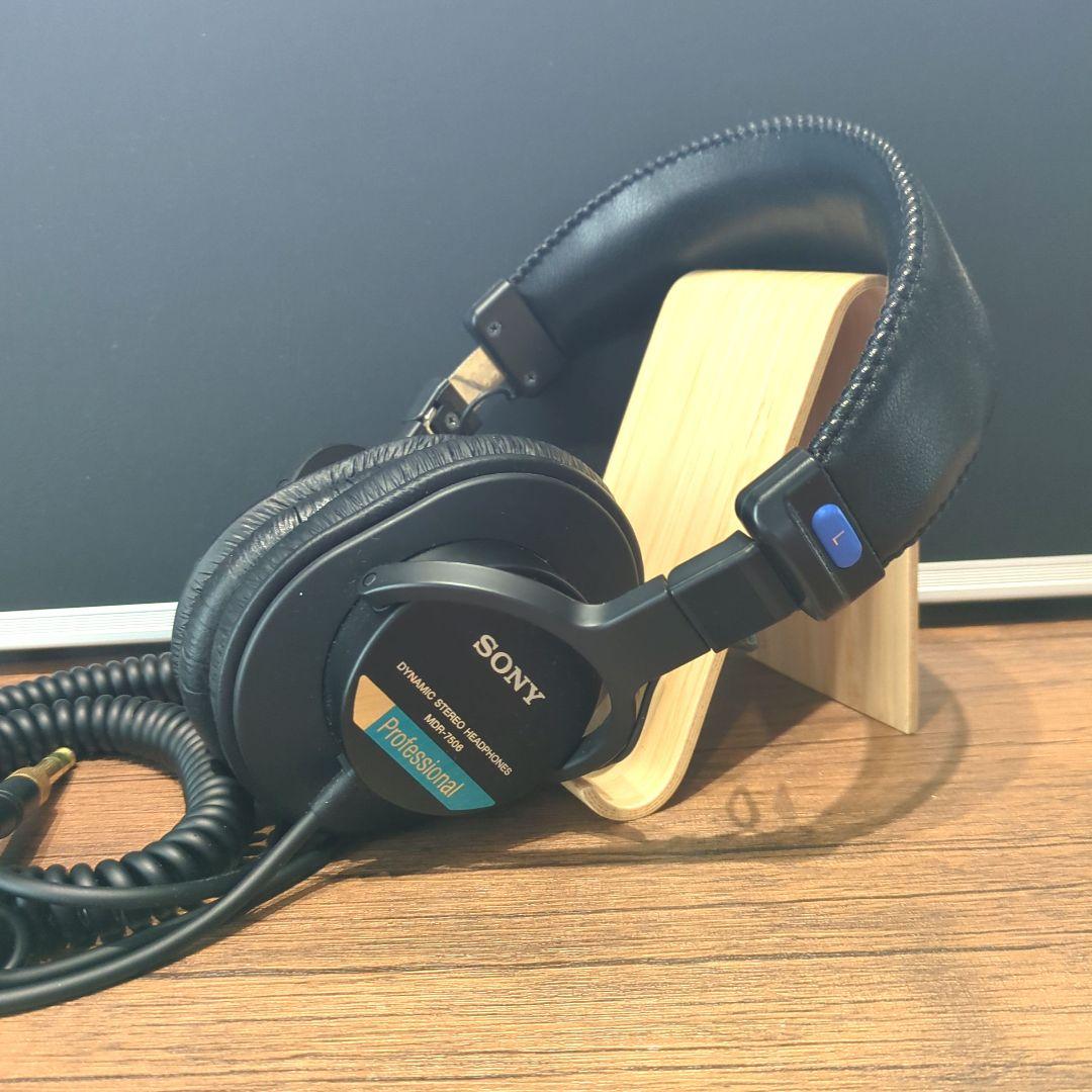 ヘッドホン SONY MDR-7506