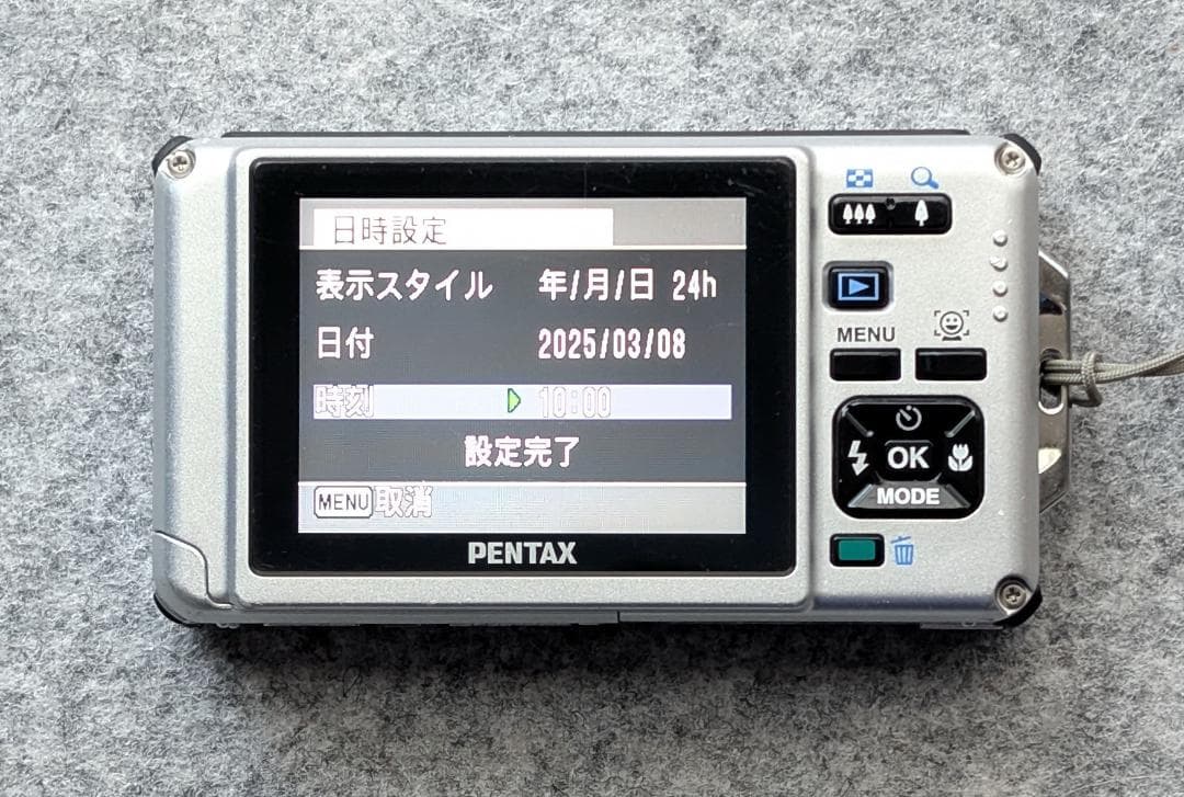 防水カメラPENTAX optio W80レッド