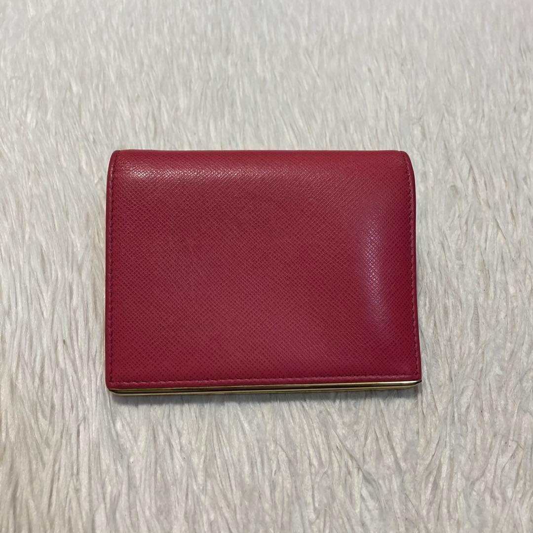 週末限定特価美品　PRADA プラダ　二つ折り　財布　コンパクト　ミニ　ピンク