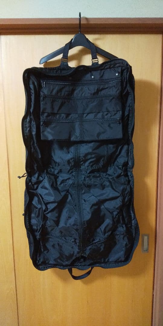 BRIEFING ガーメントバッグ