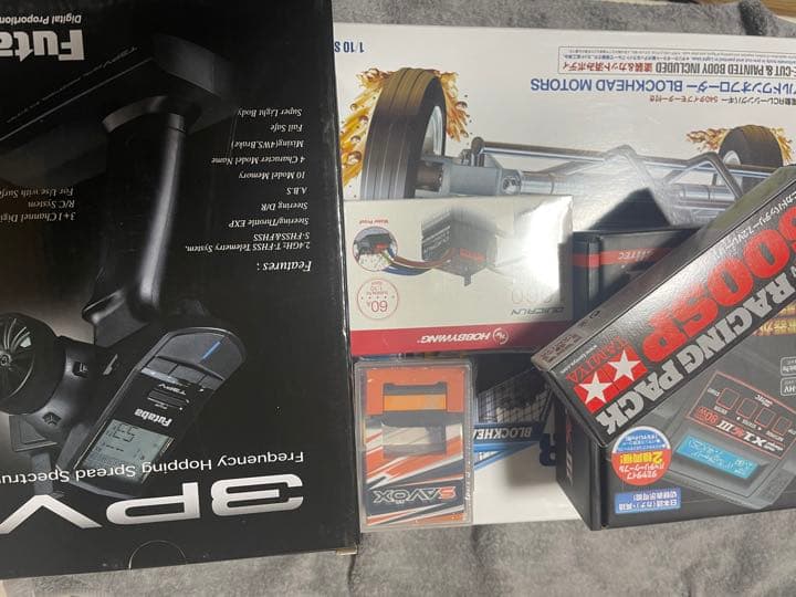 ラジコン　ワイルドワンオフローダー　ブロックヘッドモーターズ