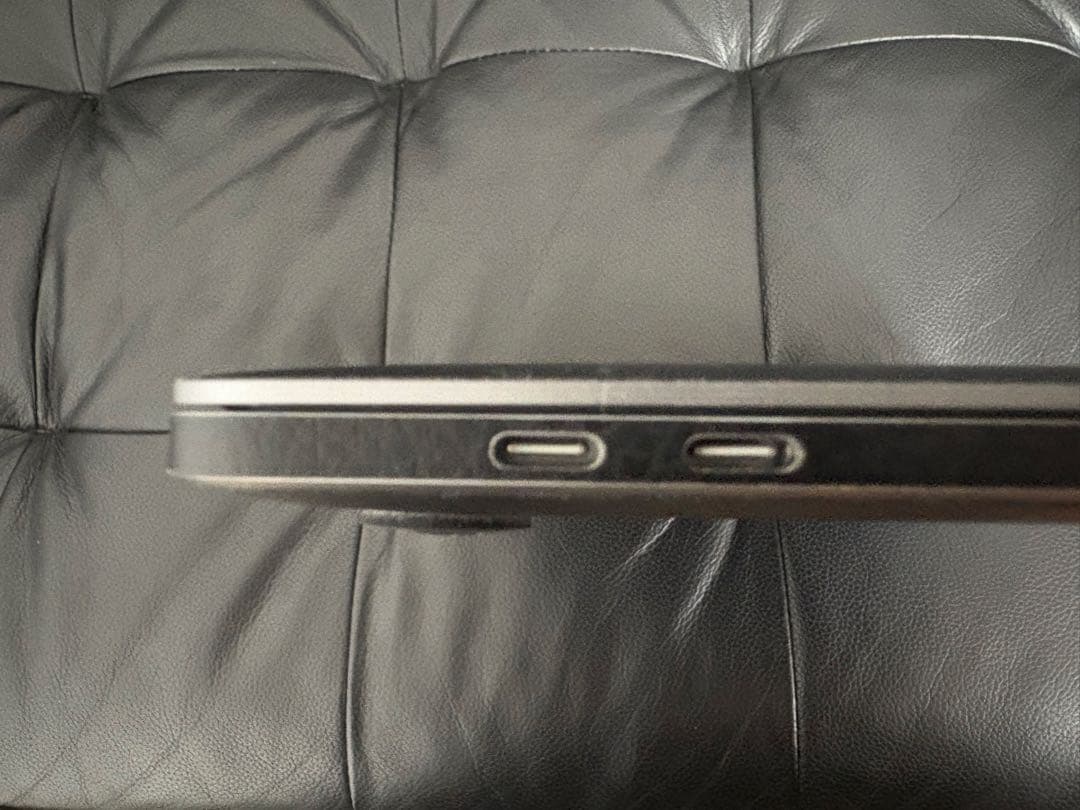 MacBook Pro (13-inch, M1, 2020) 本体