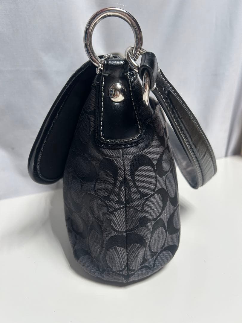 【#nr/11.3/12】コーチソーホーシグネチャーフラップホーボー　coach