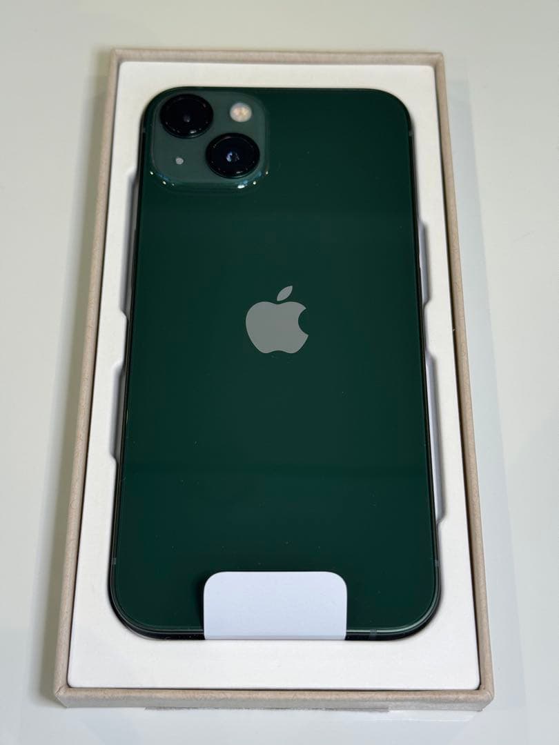 Apple iPhone 13 グリーン 本体 ※オマケ付き