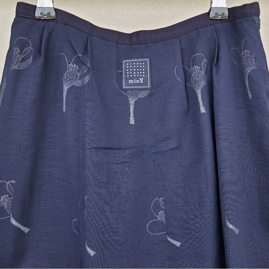 希少★ミナペルホネン mademoiselle リネン混タックスカート 刺繍
