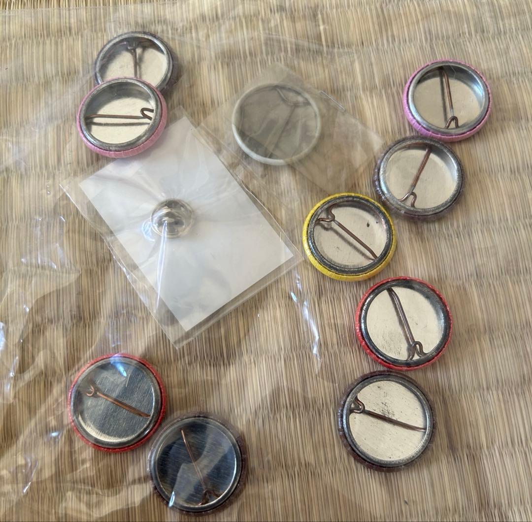 激レア　ハイロウズ　バッジ