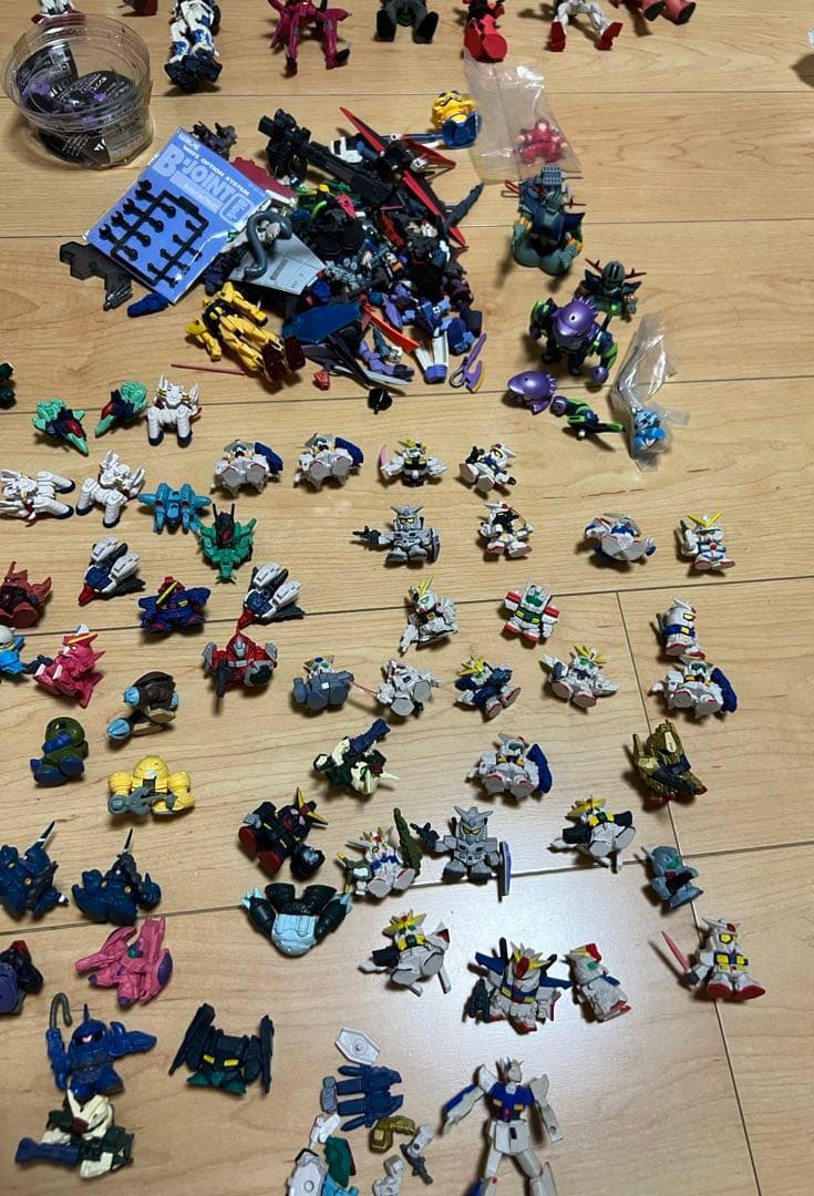 コンバージ　ガンダムのフィギュア