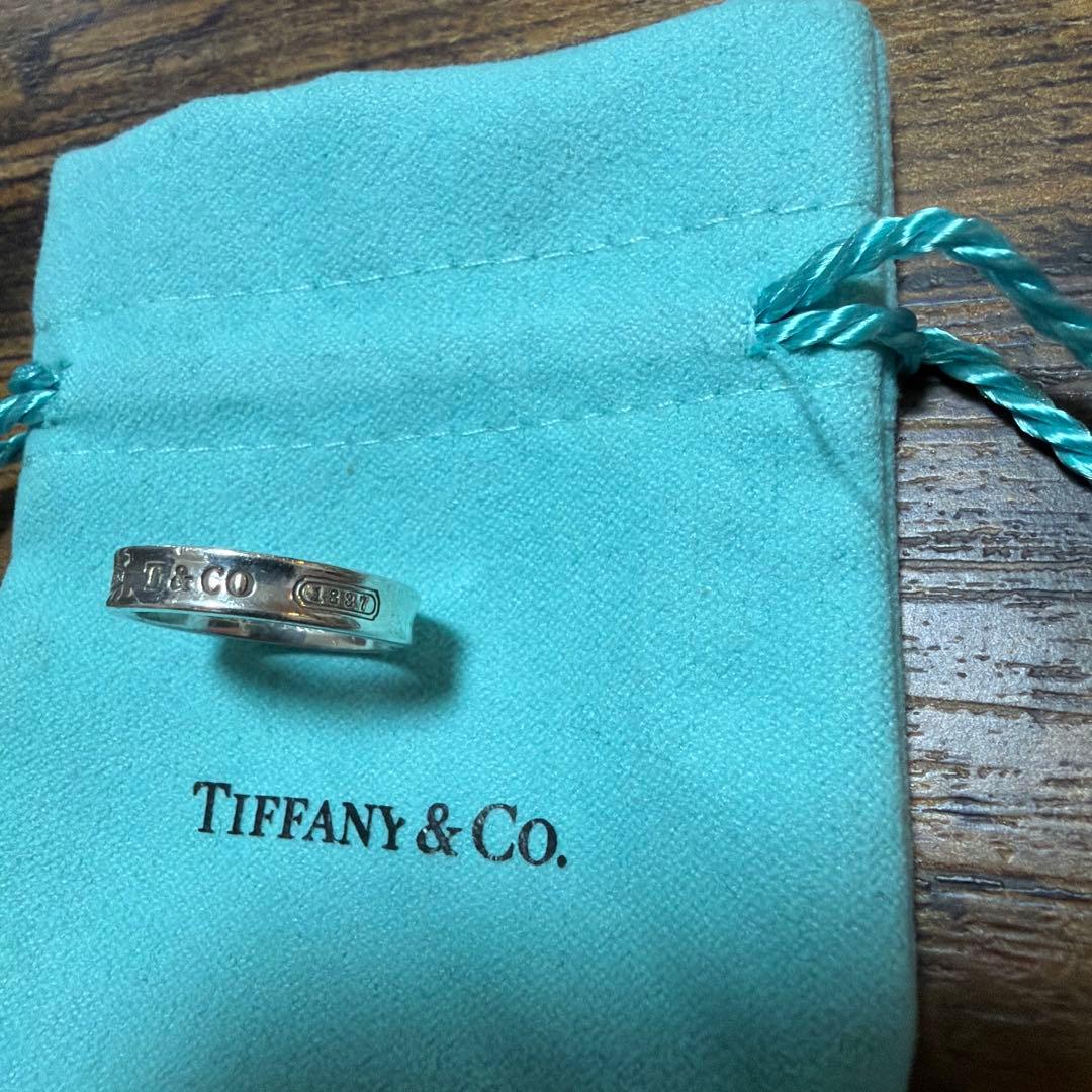 Tiffany & Co. ナローリング 9号