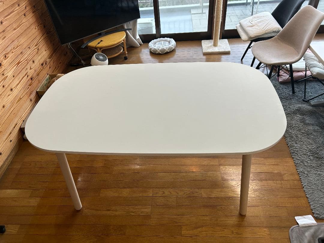 ダイニングテーブル IKEA