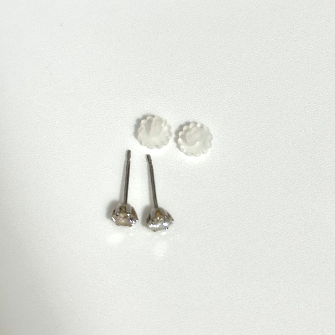 Pt900 0.4ct ダイヤモンド スタッドピアス