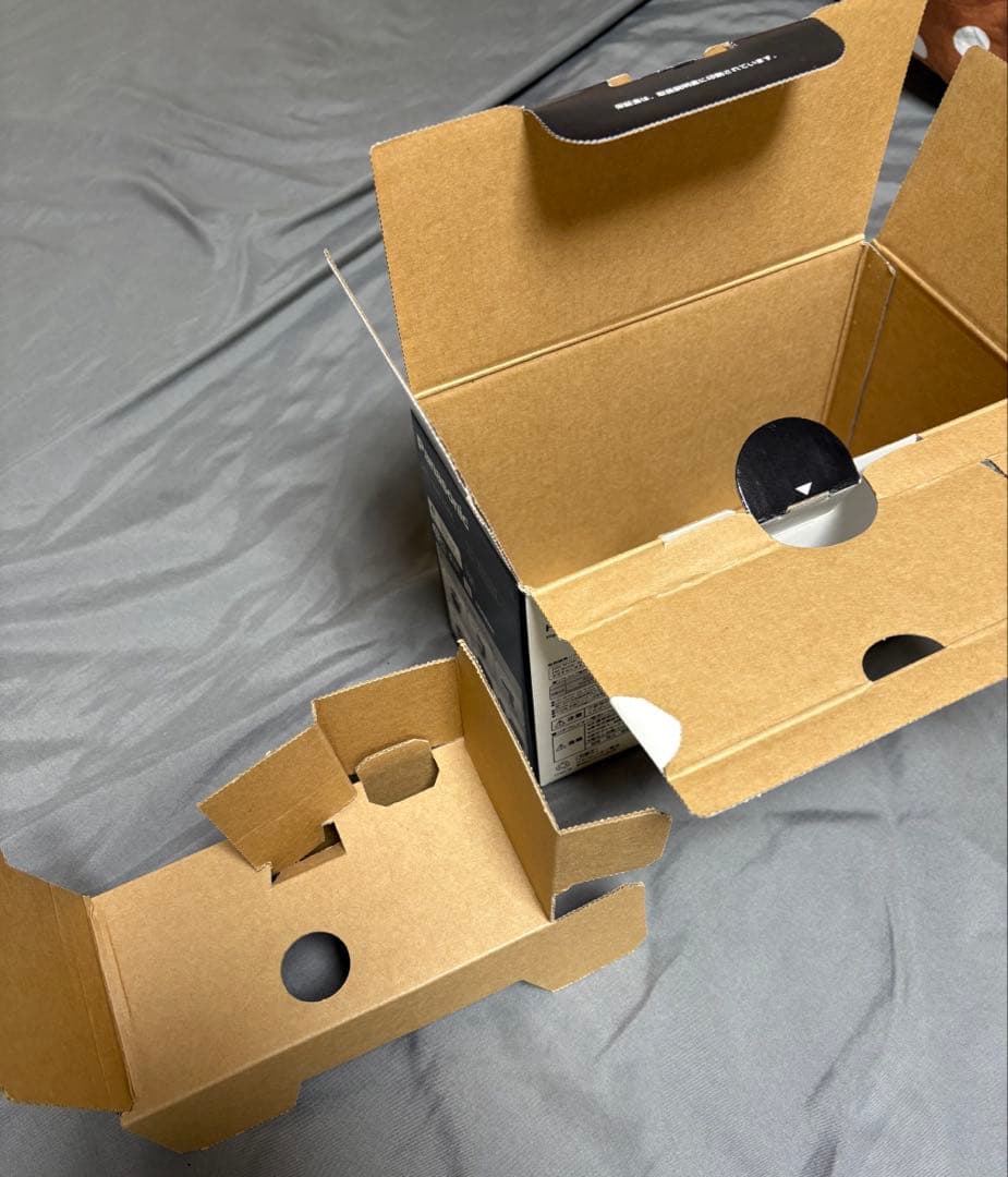 ハンディカメラ　Panasonic HC-W870M