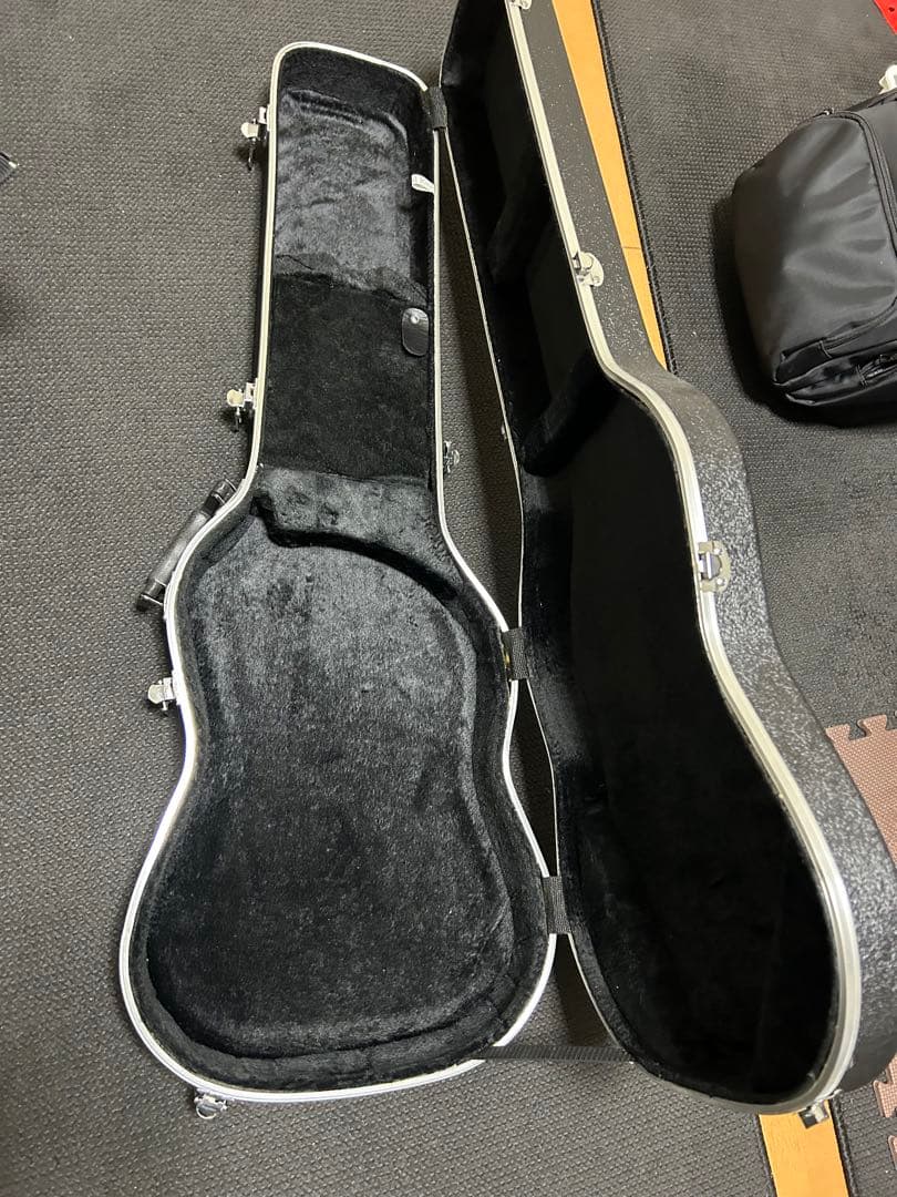 fender japan st57-VSP 雰囲気イケメン　ケース付き