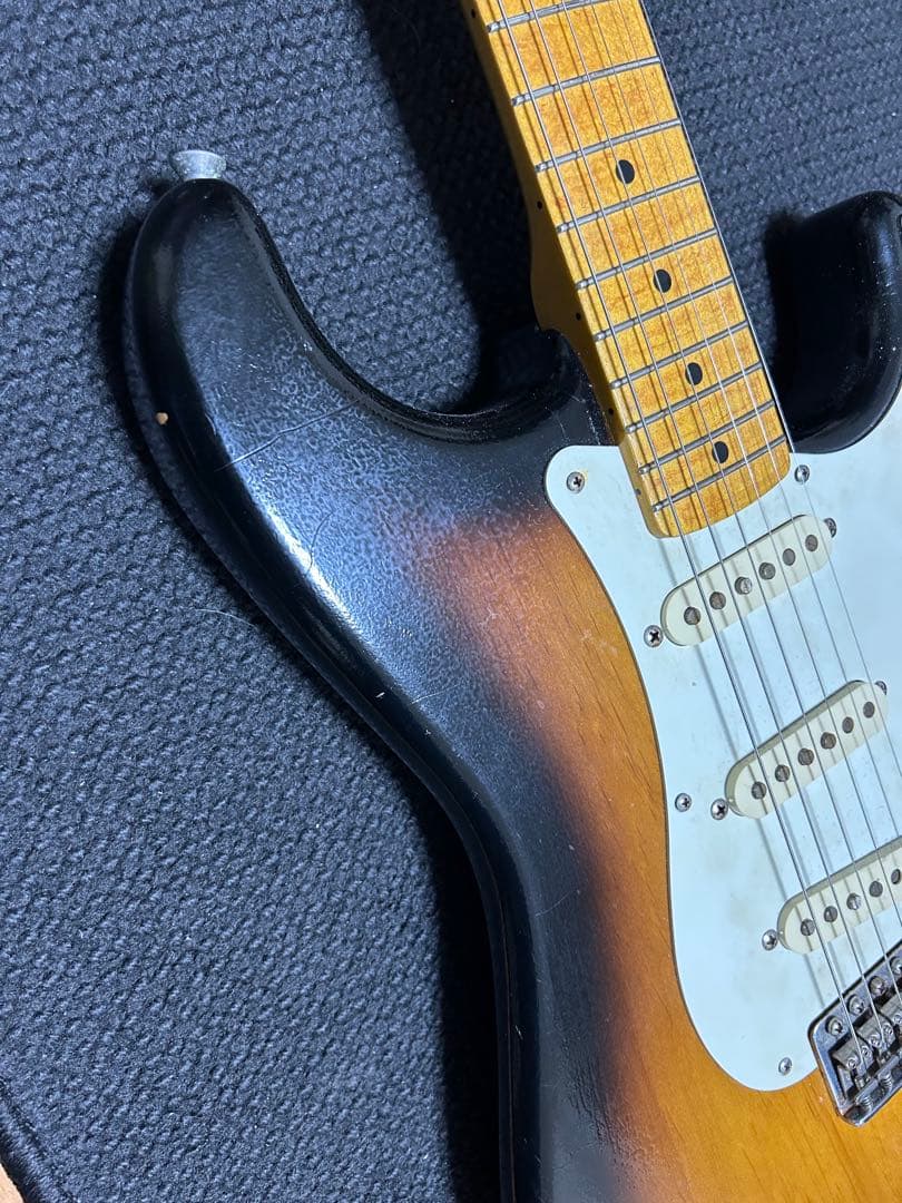 fender japan st57-VSP 雰囲気イケメン　ケース付き