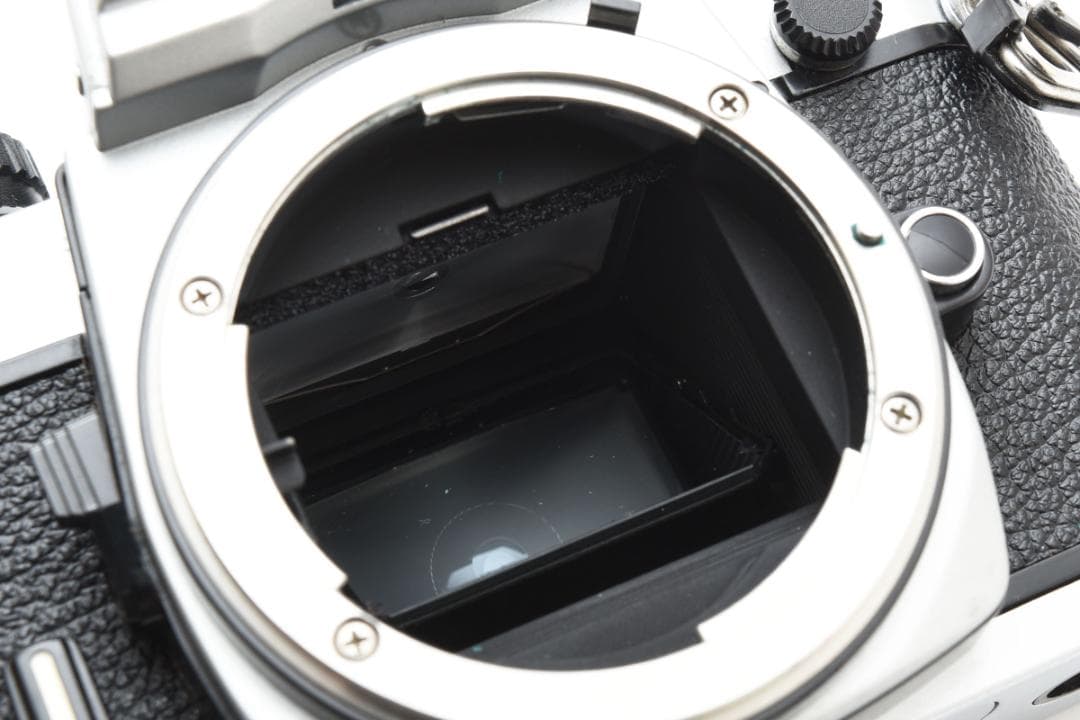 超美品 ニコン New FM2 シルバー　フィルム　モルト新品交換済 C988